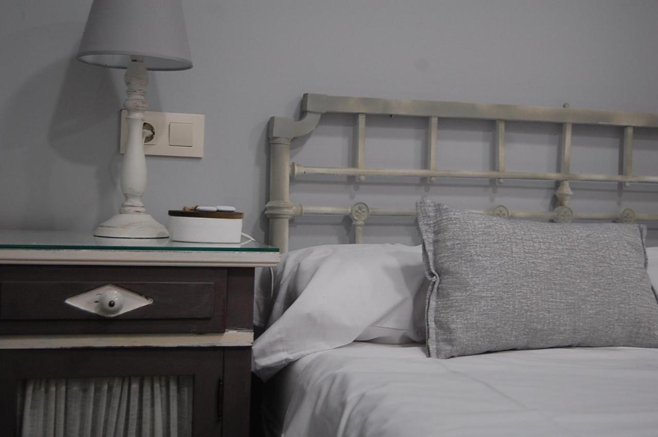 Apartamentos Los Jardines& Parking Кордоба Екстериор снимка
